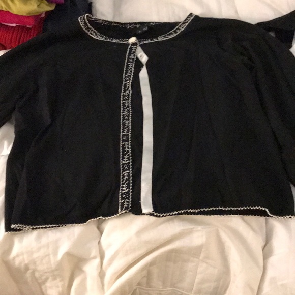 Sweater - Picture 4 of 4